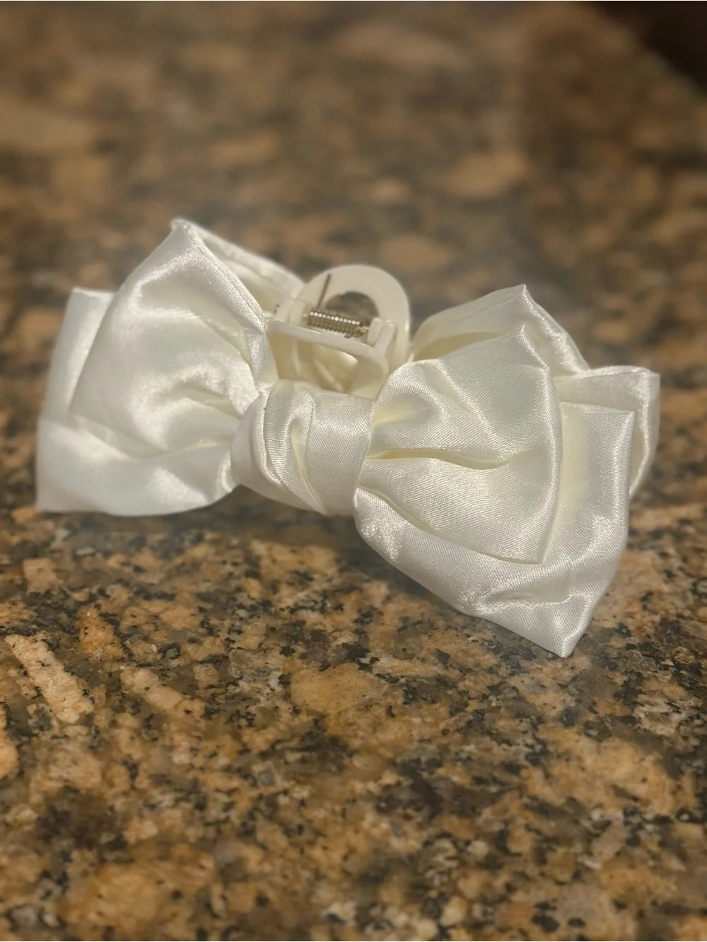 Ivory Cream Satin Ribbon Bow Claw Clip Hair Accessory 5” Croquette Romantic NWOT